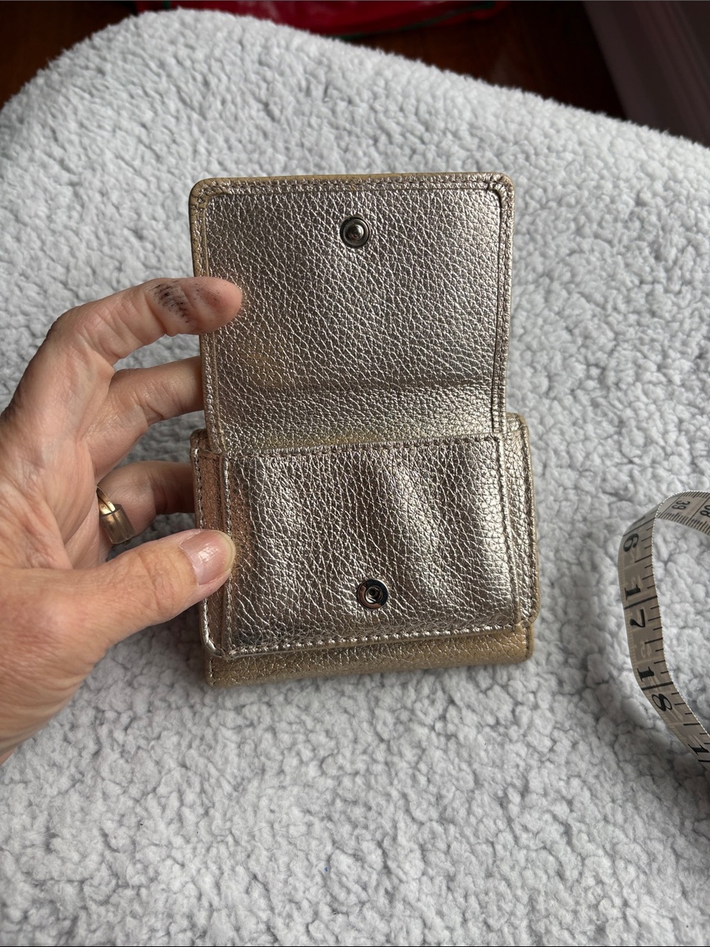 Jimmy Choo Nemo Metallic Gold Leather 2-toned-Star-Studded Mini Tri-fold Wallet - Picture 2 of 14